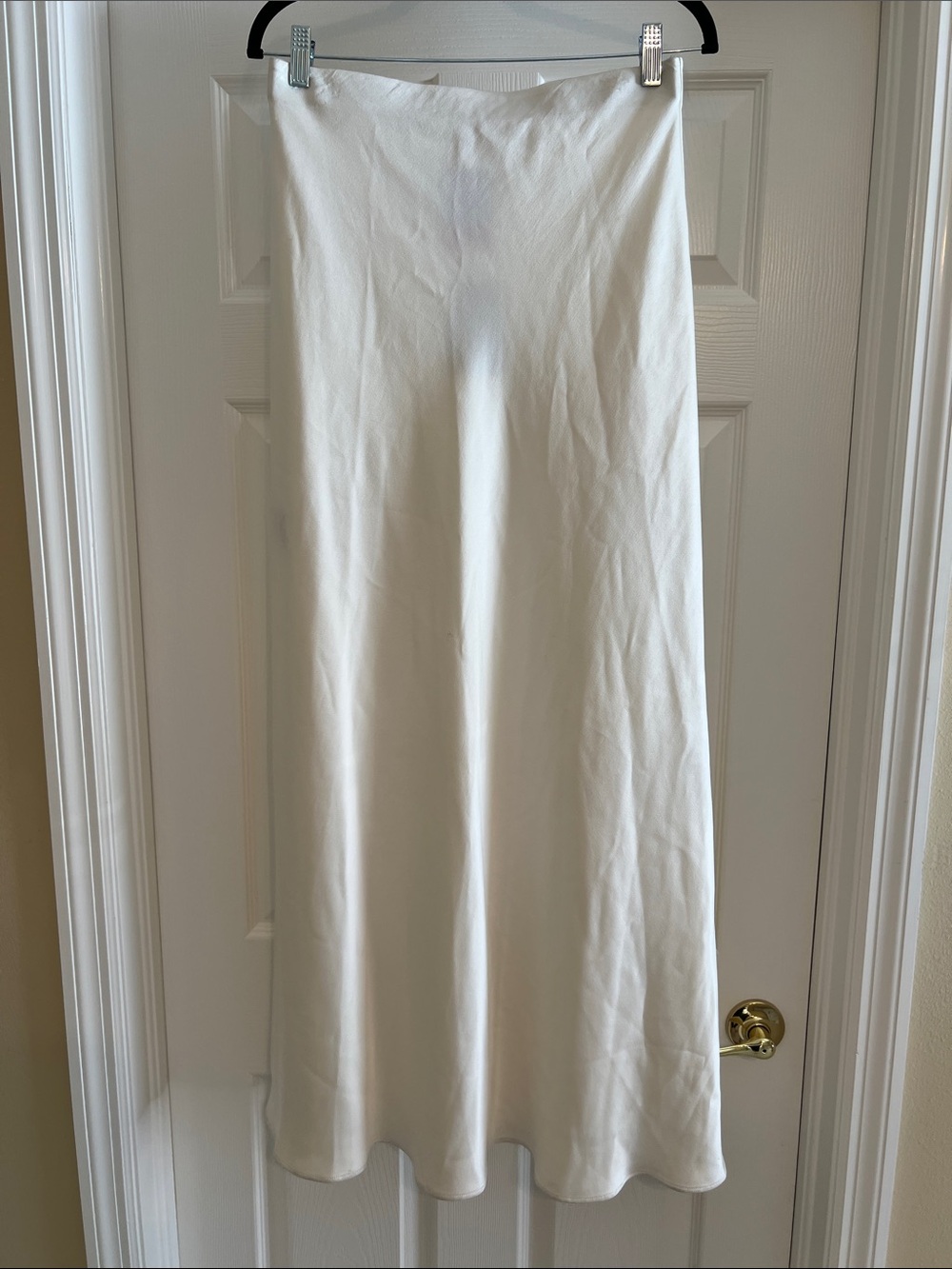 Michael Kors Collection Charm Maxi Bias Skirt Ivory, Size 6, 42” length
